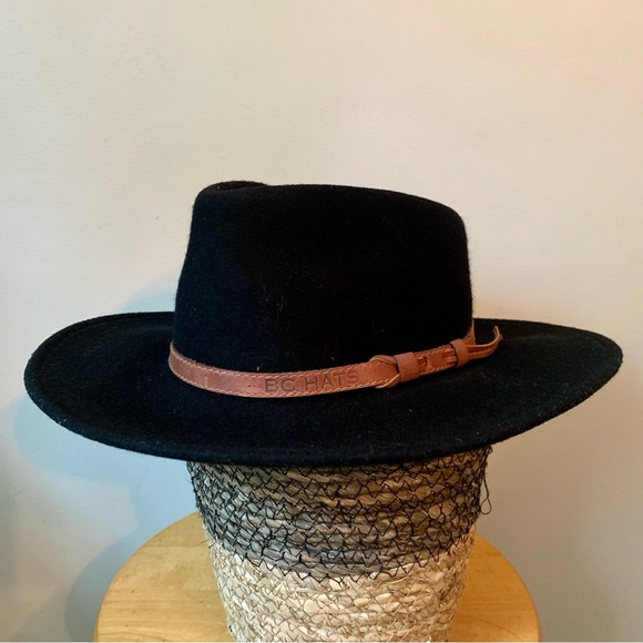 Vintage Accessories - Vintage Fedora Black Wool Hat Bollman B.C. Hats USA Medium Leather Band